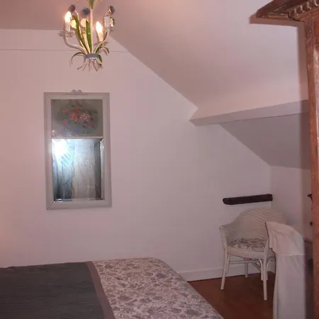 D'hotes La Gloriette Bed & Breakfast Ryes