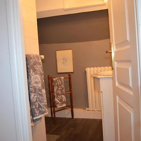 D'hotes La Gloriette Bed & Breakfast