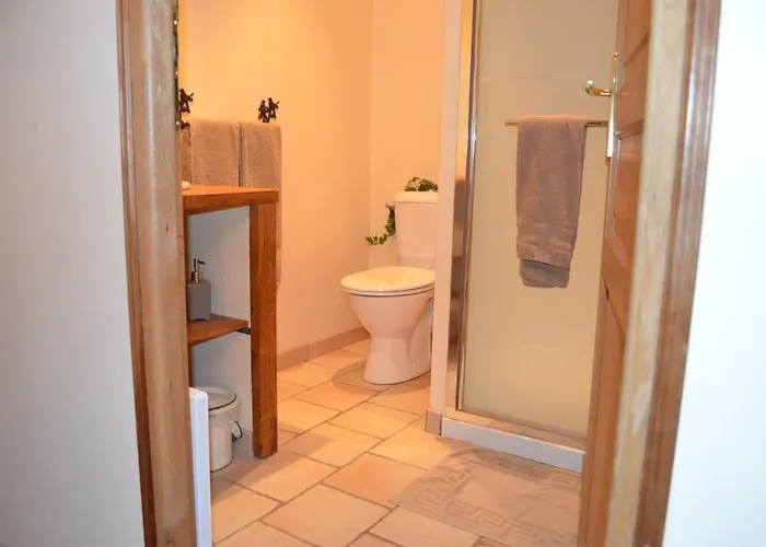 D'hotes La Gloriette Bed & Breakfast 3*